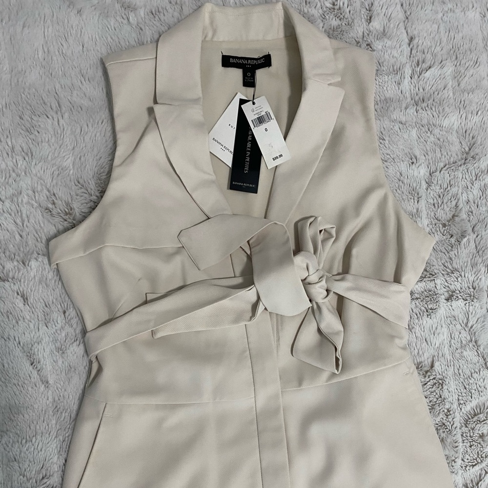 Cream Banana Republic dress